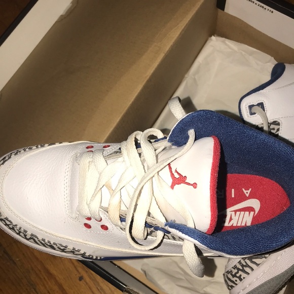 Jordan retro cements blue red limited edition - Picture 5 of 5